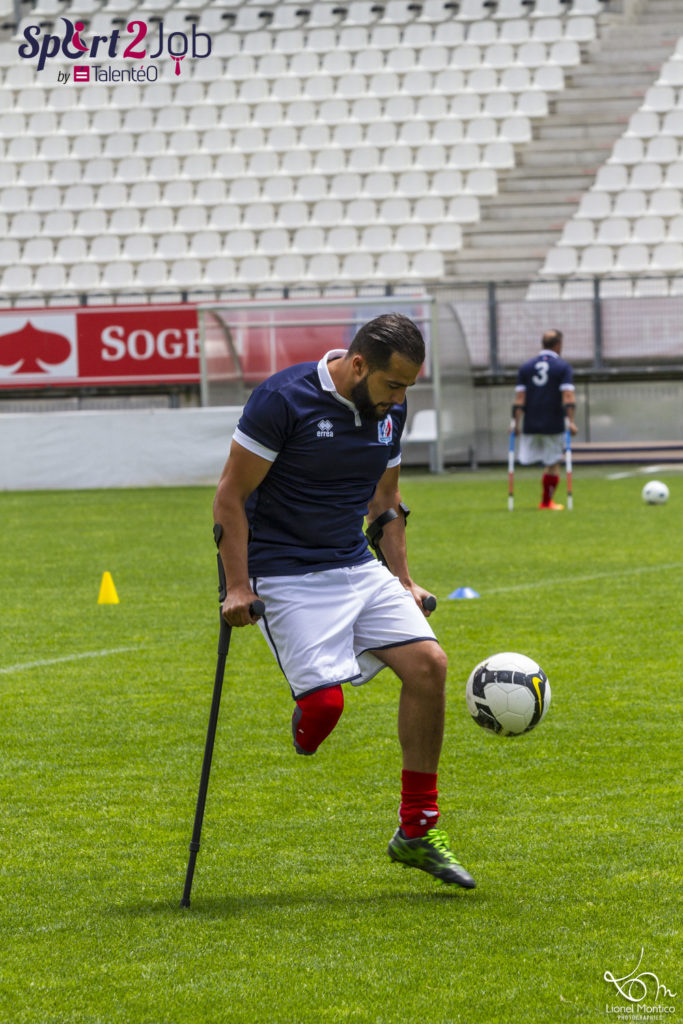 Handisport à la découverte du football pour amputés!